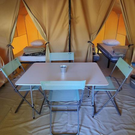 Camping Onlycamp Du Rouergue Villefranche-de-Rouergue Esterno foto