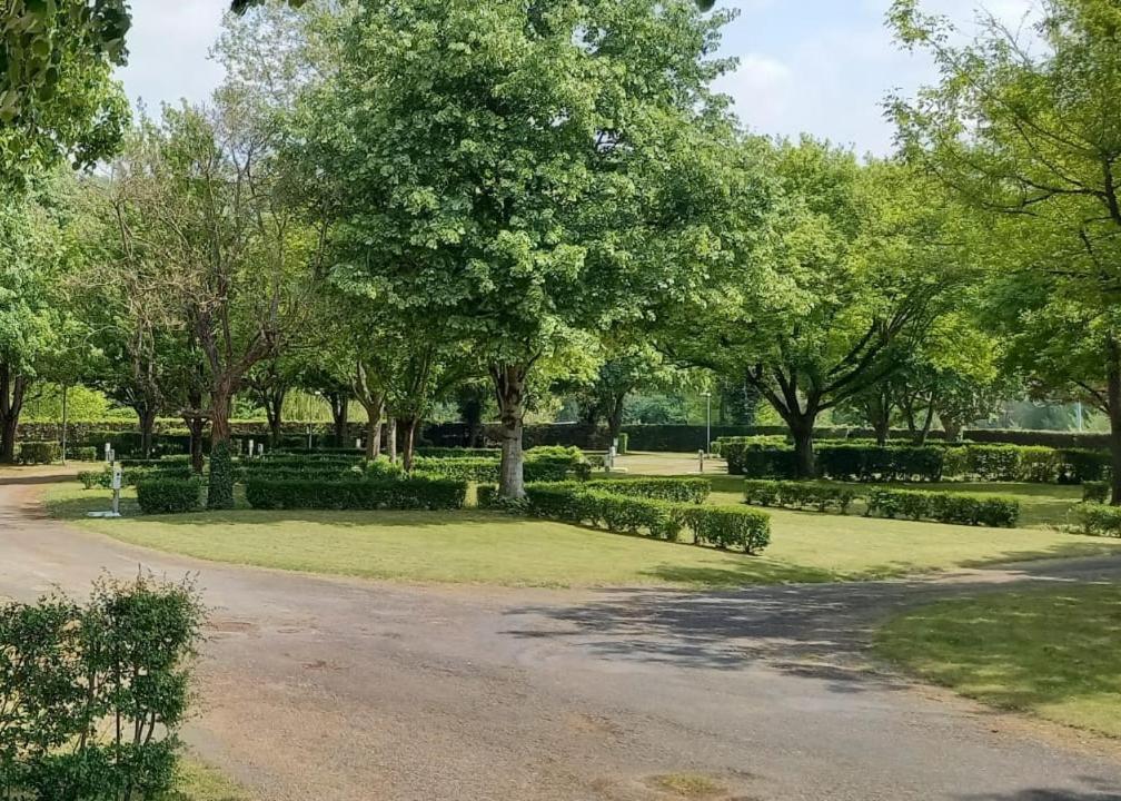 Camping Onlycamp Du Rouergue Villefranche-de-Rouergue Esterno foto