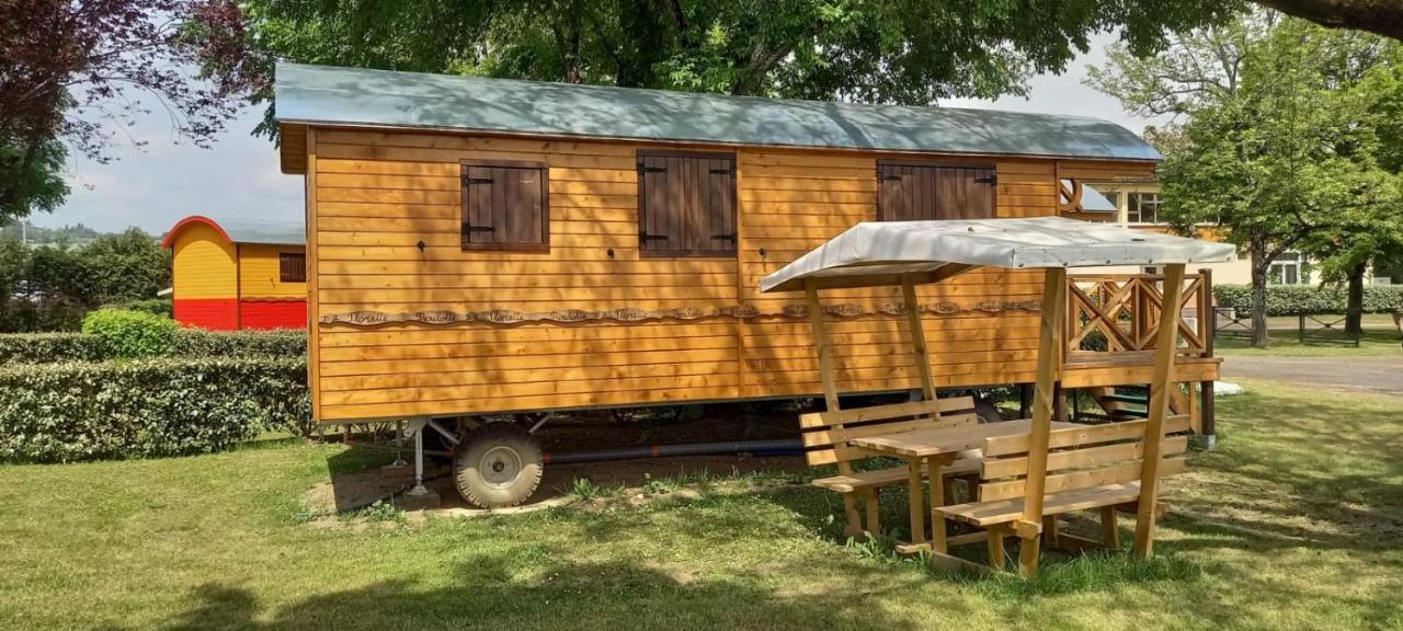 Camping Onlycamp Du Rouergue Villefranche-de-Rouergue Esterno foto