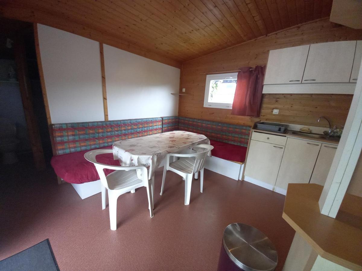 Camping Onlycamp Du Rouergue Villefranche-de-Rouergue Esterno foto